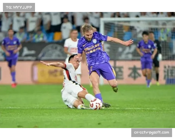 热那亚警方逮捕四名涉嫌在球场外斗殴的极端球迷